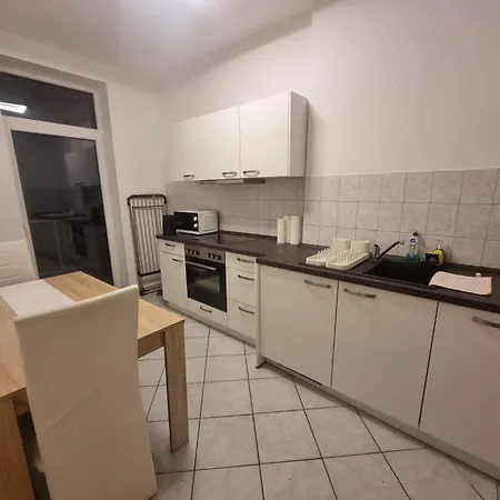 Monteurswohnung, In شقة روستوك